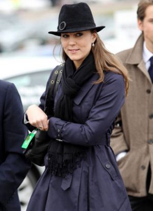 Kate Middleton images - kate-middleton-cheltenham-horse-race.jpg